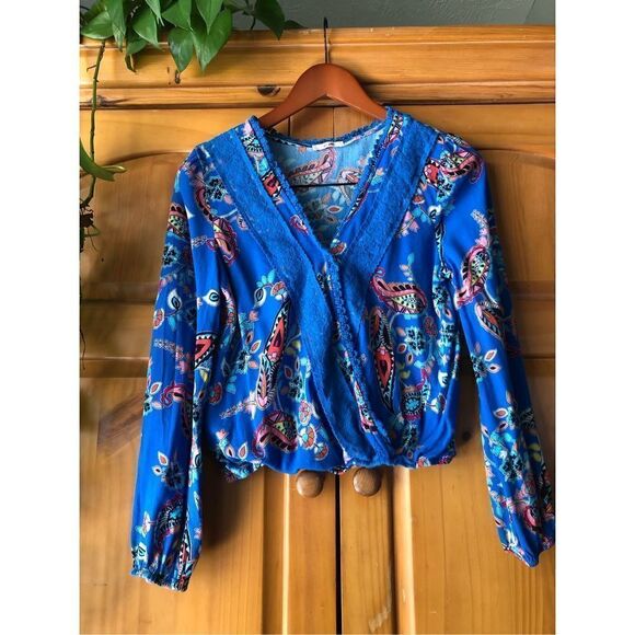 MI AMI Shirred Hem Paisley Floral Faux Wrap  Top SZ S - Picture 2 of 11